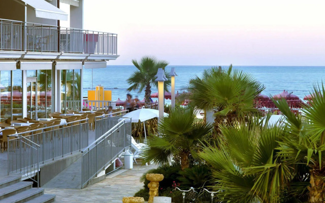 Casa del Mar