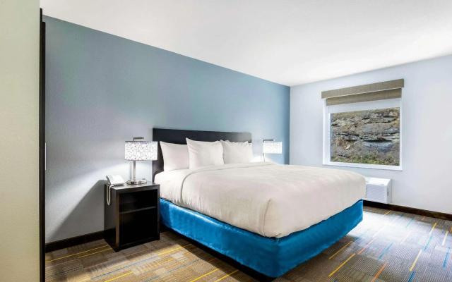 MainStay Suites Winfield - Teays Valley