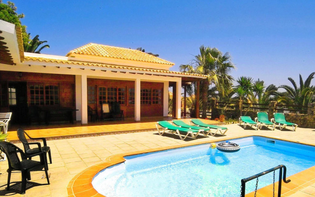 Holiday home in Caleta de Fuste with private pool