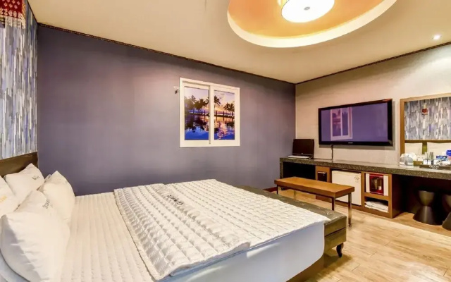 Ulsan Youngnamalps Qook Oncheon