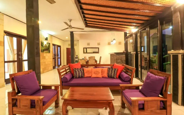 OYO 2542 Villa Iluka 2