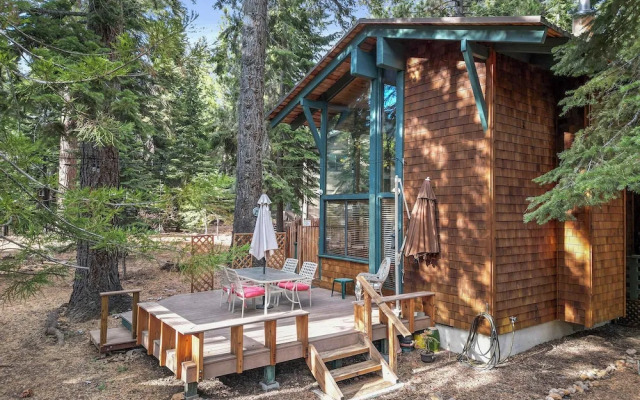 Sundance Foosball Table, Bbq, Near West Beach