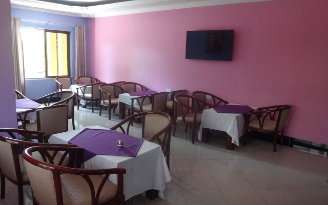 Way Side Hotel