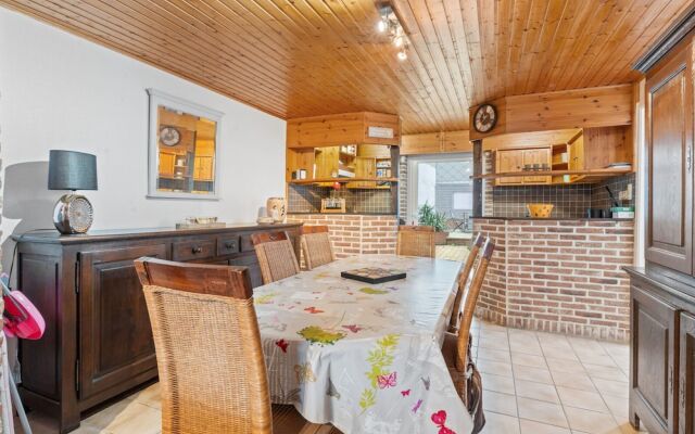 Spacious Seafront Apartment