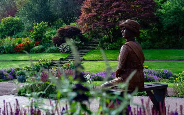 Castle View Bed and Breakfast