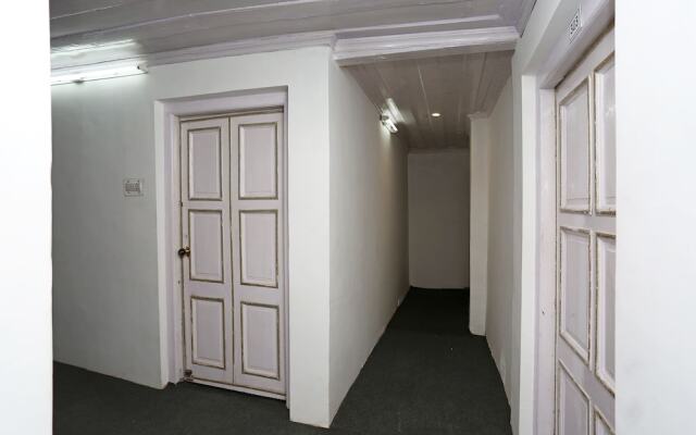 OYO 5735 Hotel Ashai