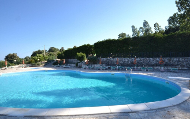 Holiday Home in Mattinata With Pool, Tennis Court & Bikes