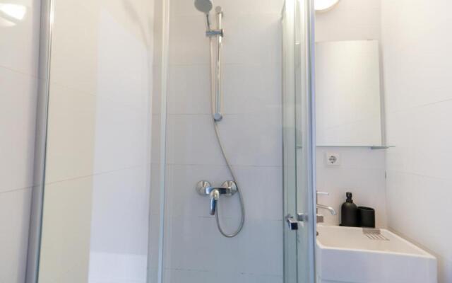 Adorable Apartments in Great Area