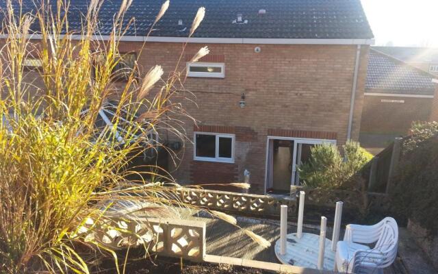 Immaculate 3-bed House in Bristol With Fast Wifi
