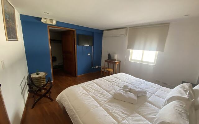 Oasis Hotel