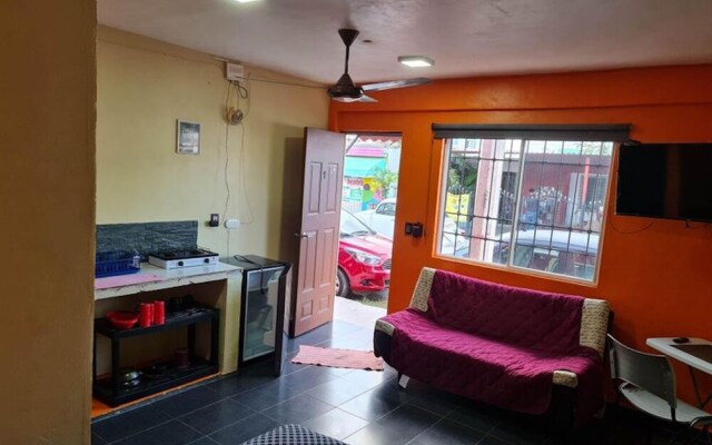 Super Cheap Loft Style Apartment in Merida Wifi Smartv