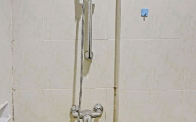 Collection O 91484 Lai Lai Apartment