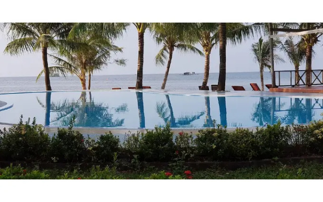 Orient Resort