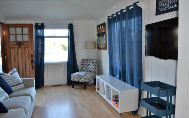 131 4th Ave Unit B