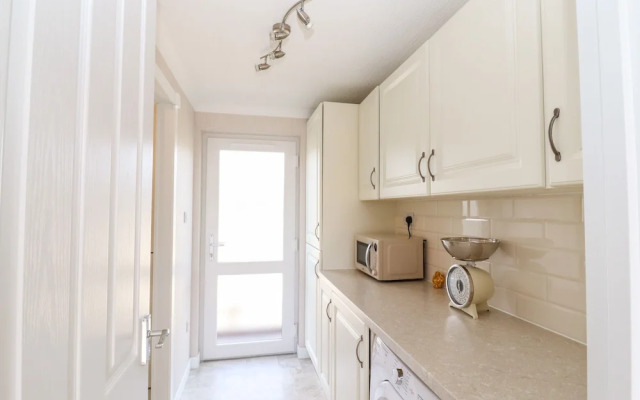 12 Bucklesham Park