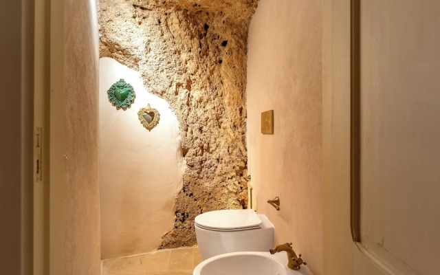 Charming Nest with Terrace by Wonderful Italy