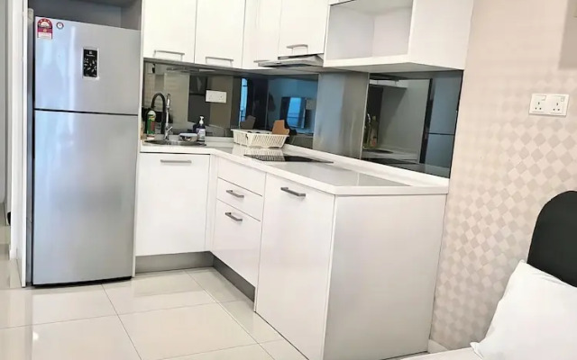 Summer suites klcc By Regal Homes