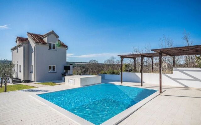 Villa Camellia