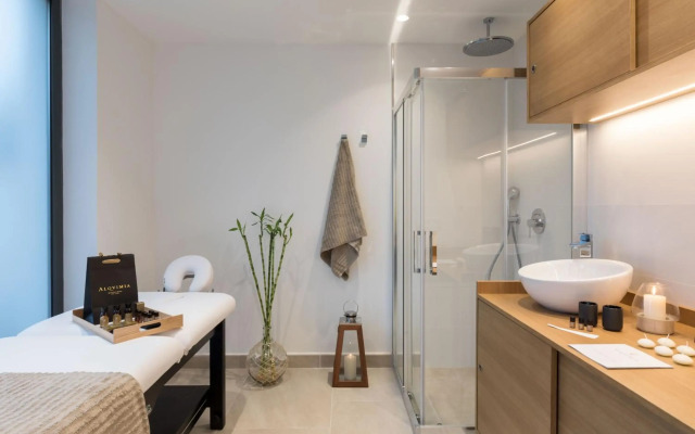 Bordoy Alcudia Port Suites - Adult Only