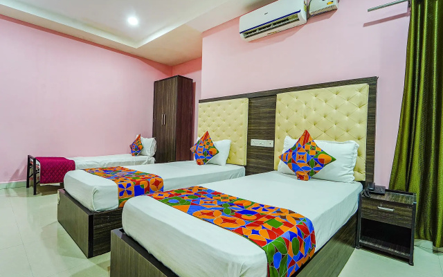 Fabhotel Central Inn Residency