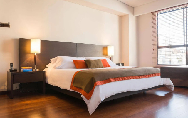 Nico ApartaSuites