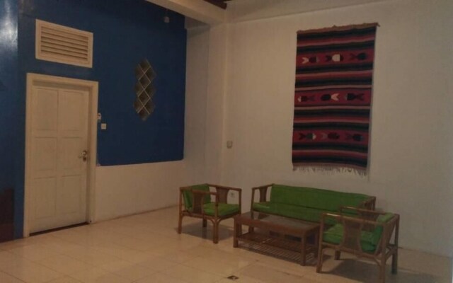Riverside Hostel Padang