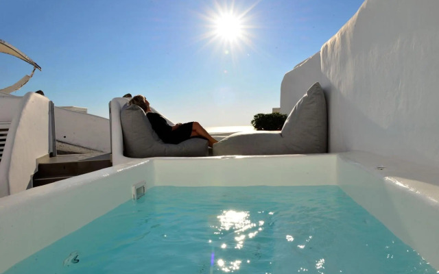 Unique Suites