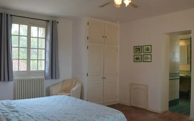 Rural Villa in Lorgues With a Private Pool