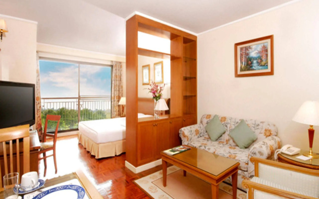Kantary Bay Hotel & Serviced Apartments Sriracha (SHA Extra Plus)