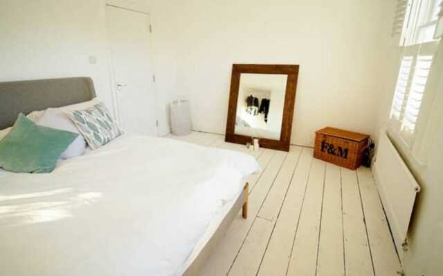 3 Bedroom House With Garden