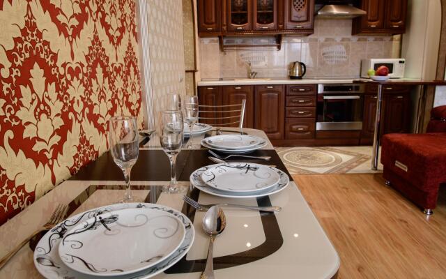 Золотой ключ на улице Авиаторов 25