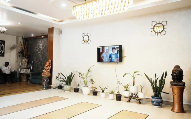 Hotel Om Paradise Near IGI Delhi Airport