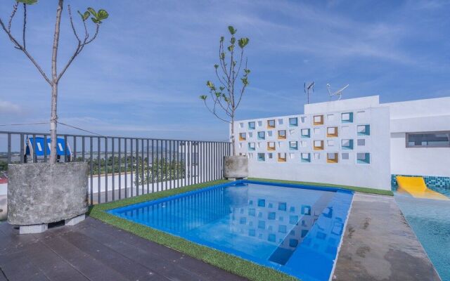 Oyo Home 89574 Studio Imperio