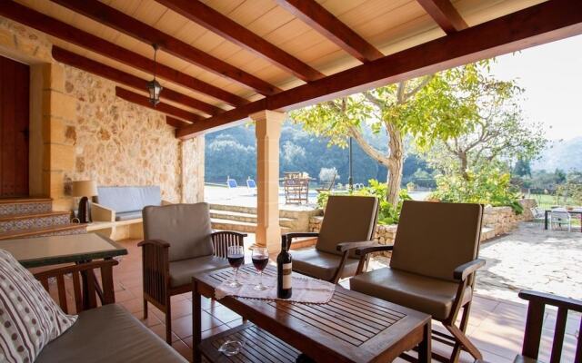 Villa - 4 Bedrooms with Pool and WiFi - 103220