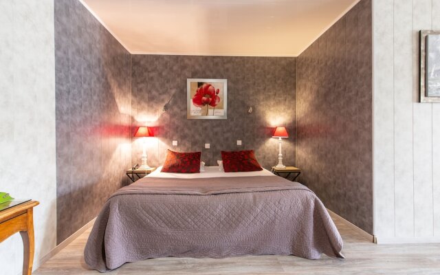 Logis Hôtel l'Essille