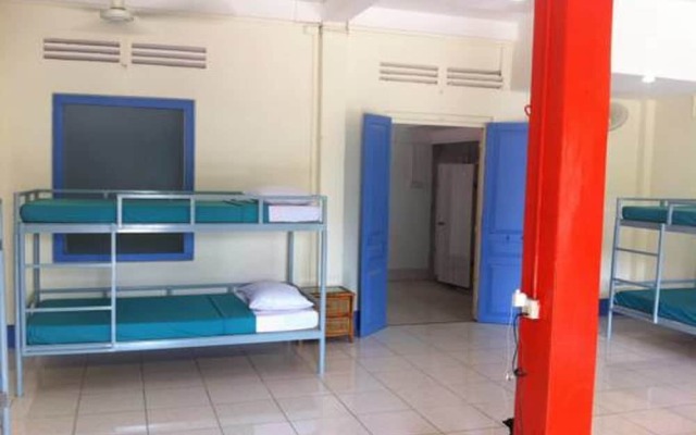 The Living Quarters Hostel 543