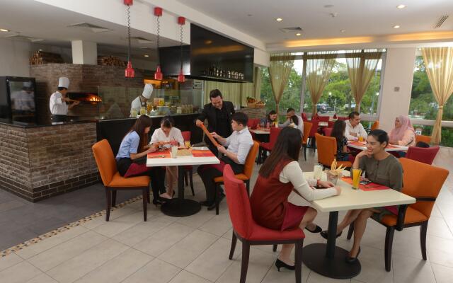 Holiday Inn Melaka by IHG