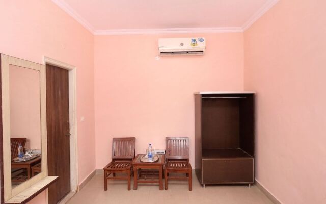 OYO 24423 Hotel Royal