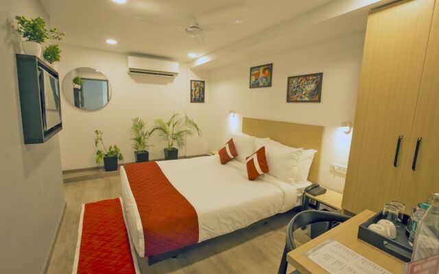 Octave Uptown Suites