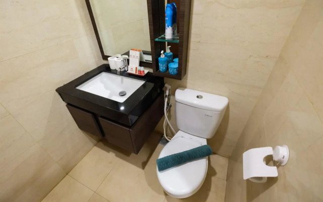 Modern Elegant Design 2BR L'Avenue Apartment By Travelio