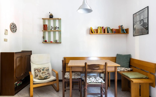 Classic Style Apartment by Wonderful Italy