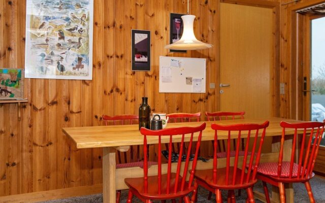 6 Person Holiday Home in Hemmet