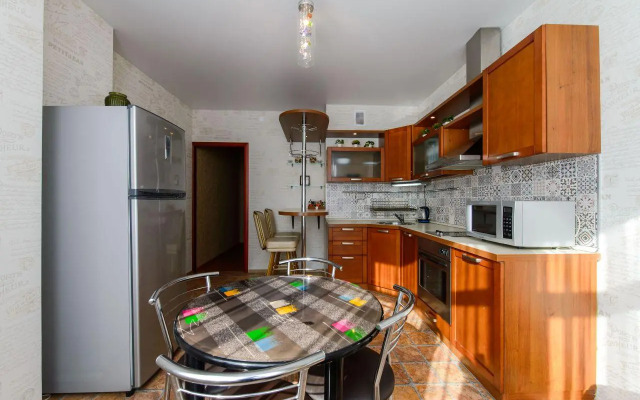 Апартаменты Гранат на улице Хохрякова 43