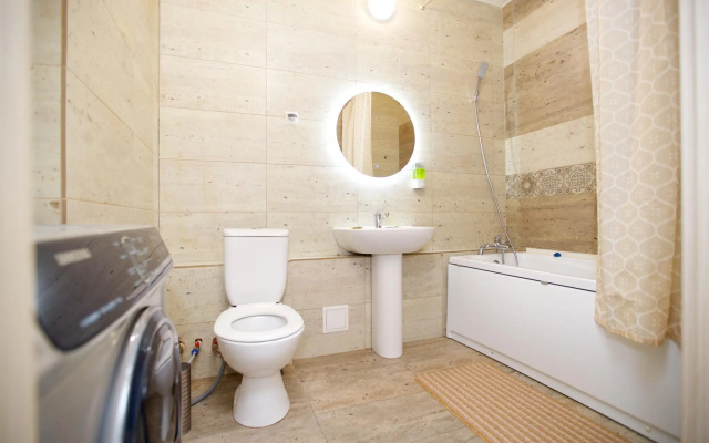 ApartmentFly (АпартментФлай) на улице Петра Ломако 14