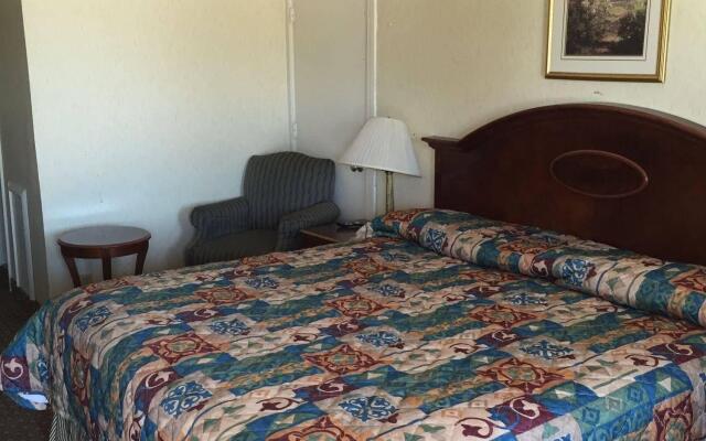 Park Hill Inn and Suites