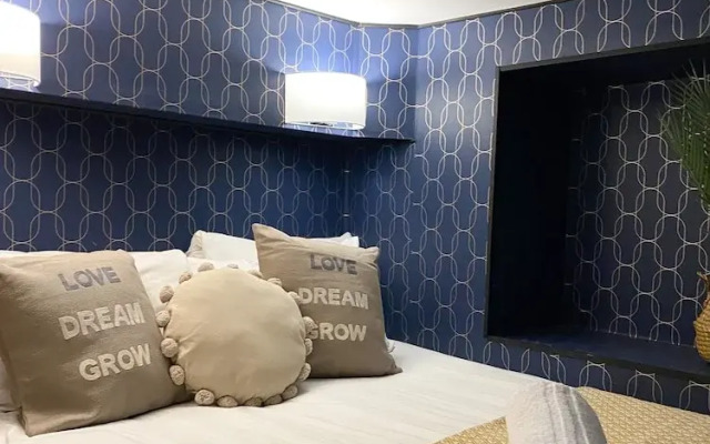Modern studios Close to Hyde Park