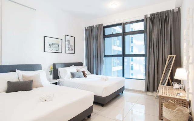 Atlantis Residence Pool View Apartment by Iconstay Melaka