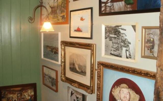 Alma Inn & Dining Rooms