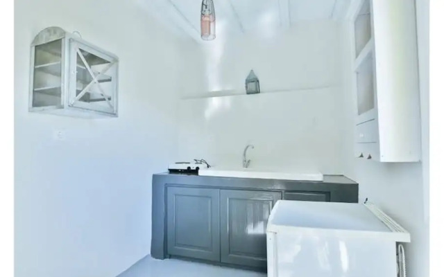 Amazing 1-Bedroom House in Tinos