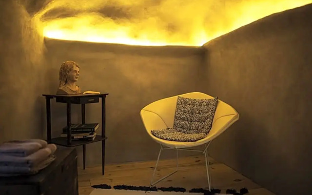 Les Cabanes Des Marais